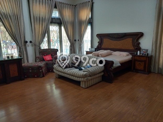 Hunian Mewah LB 450m2 Siap Huni Desain Elegan di Cibubur, Bekasi Hunian Mewah LB 450m2 Siap Huni Desain Elegan di Cibubur, Bekasi