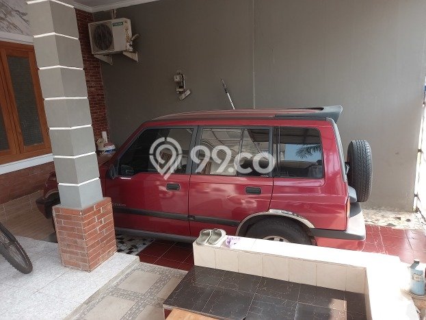 Rumah Elit Modern Tanpa Renovasi di BSD Nusaloka Tangerang Rumah Elit Modern Tanpa Renovasi di BSD Nusaloka Tangerang