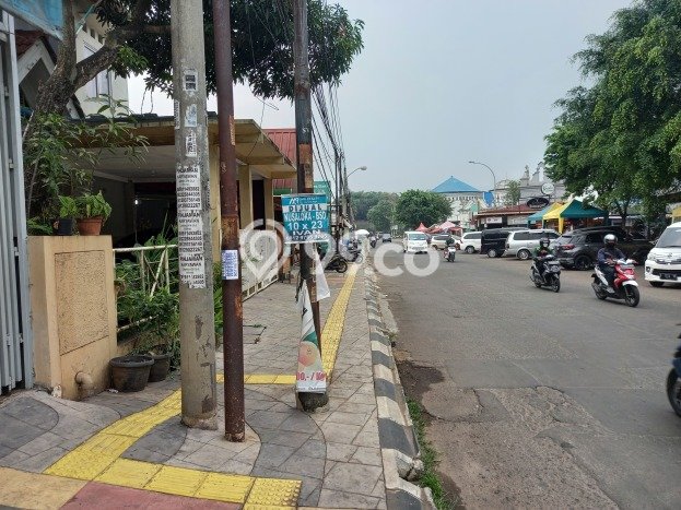 Rumah Luxury Modern Tanpa Renovasi di BSD Tangerang Rumah Luxury Modern Tanpa Renovasi di BSD Tangerang