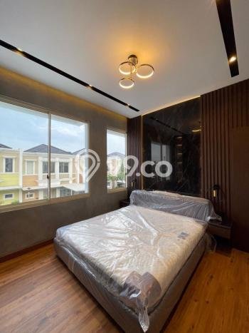 Jual Rumah Mewah Elegan Dengan View Cantik di Gading Serpong The Spring, Tangerang Jual Rumah Mewah Elegan Dengan View Cantik di Gading Serpong The Spring, Tangerang