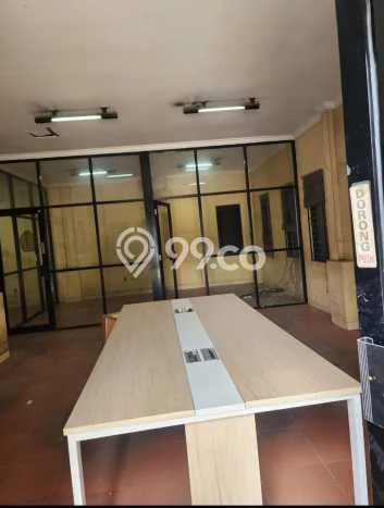 Area Ramai! Gudang Dijual di Cipondoh untuk Bisnis Luas Bangunan 1560m2 Area Ramai! Gudang Dijual di Cipondoh untuk Bisnis Luas Bangunan 1560m2