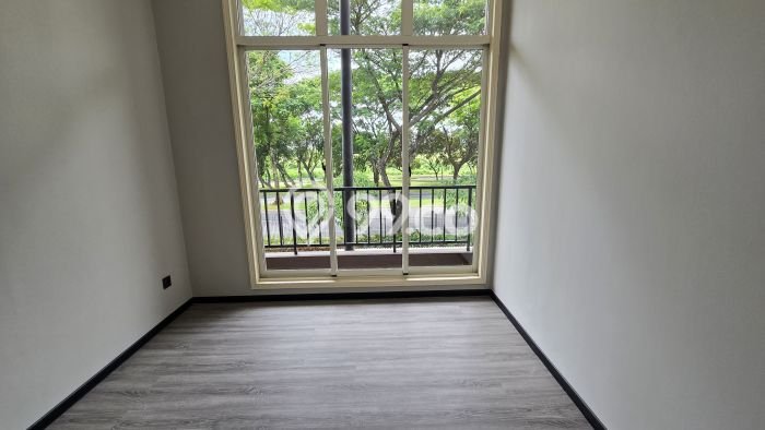 Rumah Elit Modern Siap Huni di Gading Serpong The Spring Tangerang Rumah Elit Modern Siap Huni di Gading Serpong The Spring Tangerang