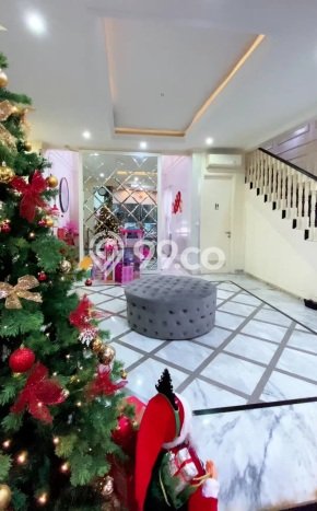Hunian Mewah LB 450m2 Siap Pakai Desain Elegan di BSD Green Wich, Tangerang Hunian Mewah LB 450m2 Siap Pakai Desain Elegan di BSD Green Wich, Tangerang
