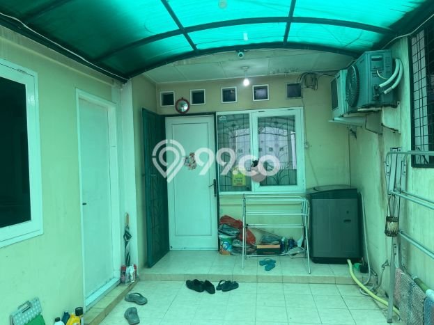 Jual Rumah Eksklusif 2 KT di Gading Serpong, Tangerang Jual Rumah Eksklusif 2 KT di Gading Serpong, Tangerang
