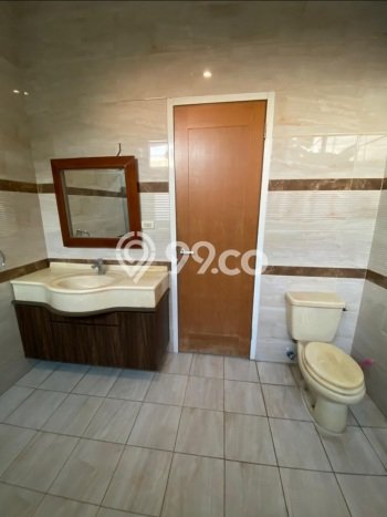 For Sale! Luxury House LT 500m2 Desain Elegan di Alam Sutera For Sale! Luxury House LT 500m2 Desain Elegan di Alam Sutera