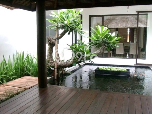 Rumah Luxury Modern Tanpa Renovasi di BSD City Tangerang Rumah Luxury Modern Tanpa Renovasi di BSD City Tangerang
