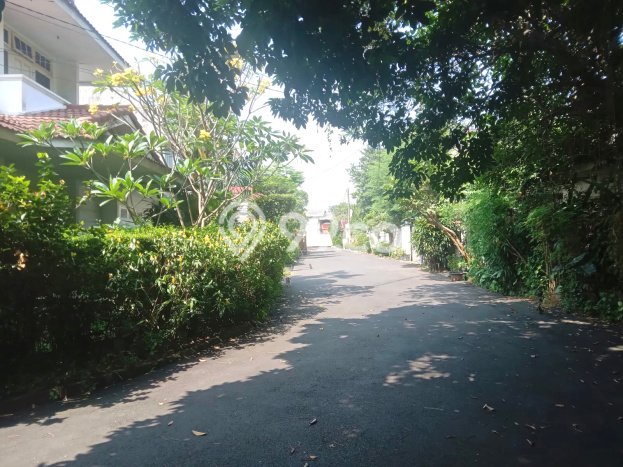 For Sale! Premium House LT 634m2 Desain Modern di Lenteng Agung For Sale! Premium House LT 634m2 Desain Modern di Lenteng Agung