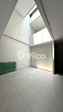 Ready to Use! Premium House LT 140m2 Desain Elegan di Gading Serpong Ready to Use! Premium House LT 140m2 Desain Elegan di Gading Serpong