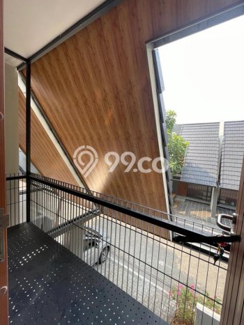 Dijual Rumah Modern 2 KT di BSD City, Tangerang Dijual Rumah Modern 2 KT di BSD City, Tangerang