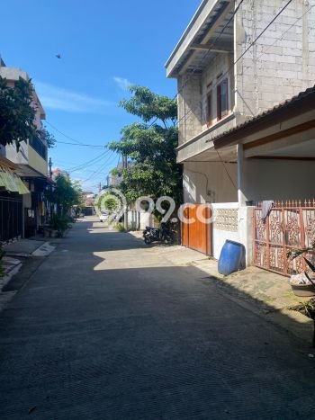Rumah Luas Asri 2 KT Siap Pakai di Gading Serpong Tangerang Rumah Luas Asri 2 KT Siap Pakai di Gading Serpong Tangerang