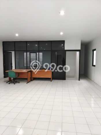 Gudang Dijual di Cikarang Selatan Bekasi dengan LB 200m2 Gudang Dijual di Cikarang Selatan Bekasi dengan LB 200m2