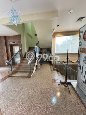 Kantor Disewakan di Area Ramai Mampang Prapatan, Jakarta Selatan Kantor Disewakan di Area Ramai Mampang Prapatan, Jakarta Selatan