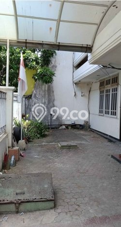 Dijual Hunian Rumah Nyaman 12 Kamar di Kutisari, Surabaya Dijual Hunian Rumah Nyaman 12 Kamar di Kutisari, Surabaya