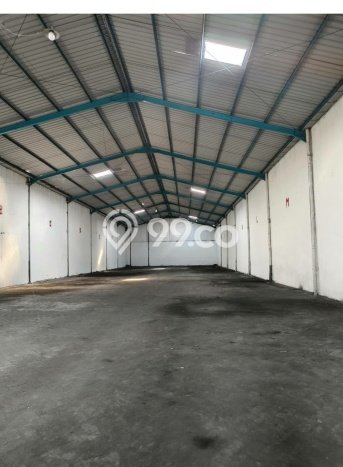 Unit Gudang Dijual di Surabaya LT 1580m2 & LB 1000m2 Unit Gudang Dijual di Surabaya LT 1580m2 & LB 1000m2