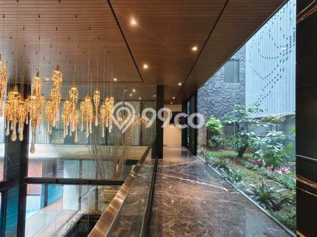 Rumah Mewah LB 1300m2 Siap Pakai Desain Elegan di Pantai Indah Kapuk, Jakarta Utara Rumah Mewah LB 1300m2 Siap Pakai Desain Elegan di Pantai Indah Kapuk, Jakarta Utara