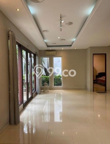 Rumah Elit Modern Tanpa Renovasi di Mampang Jakarta Selatan Rumah Elit Modern Tanpa Renovasi di Mampang Jakarta Selatan