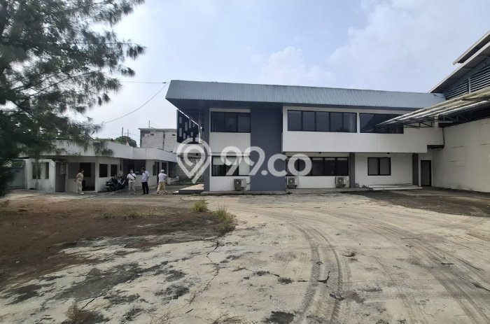 Unit Gudang Tersedia di Batu Ceper Spesifikasi LB 5200m2 Unit Gudang Tersedia di Batu Ceper Spesifikasi LB 5200m2