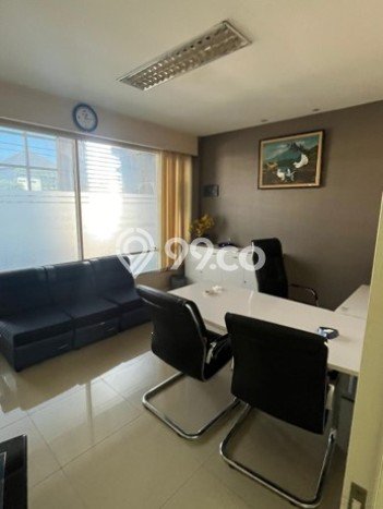 LOKASI PREMIUM! Ruko Kawasan Denpasar Utara, Luas 290m2m², Jalan Utama LOKASI PREMIUM! Ruko Kawasan Denpasar Utara, Luas 290m2m², Jalan Utama