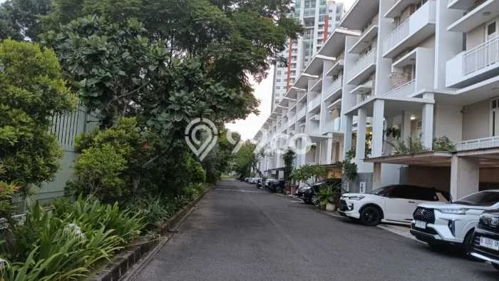 Hot Offer Hunian Mewah Ideal dan Luas di Kelapa Gading, Jakarta Utara Hot Offer Hunian Mewah Ideal dan Luas di Kelapa Gading, Jakarta Utara