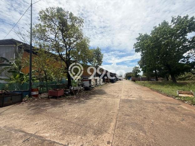 Dijual Pabrik Kawasan Strategis di , Luas 13450m2m², Jalan Raya Dijual Pabrik Kawasan Strategis di , Luas 13450m2m², Jalan Raya