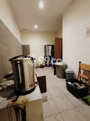Unit Ruko Disewa Lokasi Kelapa Gading, Jakarta Utara Spesifikasi Luas Bangunan 1620m2 Unit Ruko Disewa Lokasi Kelapa Gading, Jakarta Utara Spesifikasi Luas Bangunan 1620m2