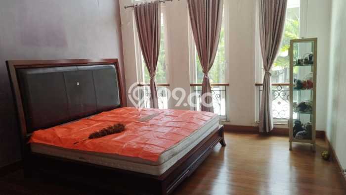Siap Huni Rumah Mewah 5 Kamar di Kelapa Gading Dekat ke Mana Saja Siap Huni Rumah Mewah 5 Kamar di Kelapa Gading Dekat ke Mana Saja