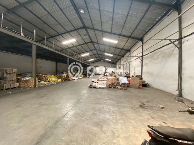 Paling Dicari! Gudang Dijual di Margomulyo Harga Kompetitif Paling Dicari! Gudang Dijual di Margomulyo Harga Kompetitif