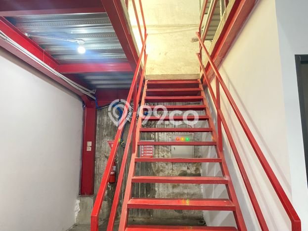 Gudang Bagus Dijual di Margomulyo Surabaya Lokasi Strategis Cocok untuk Kembangkan Bisnis Gudang Bagus Dijual di Margomulyo Surabaya Lokasi Strategis Cocok untuk Kembangkan Bisnis