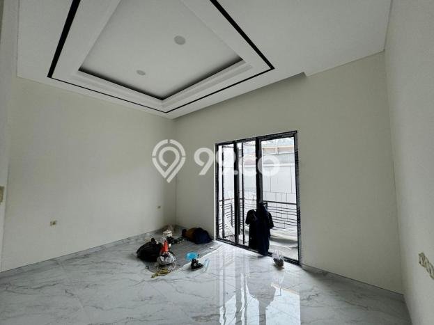 Hunian Elit LB 238m2 Siap Pakai Desain Elegan di Manyar, Surabaya Hunian Elit LB 238m2 Siap Pakai Desain Elegan di Manyar, Surabaya