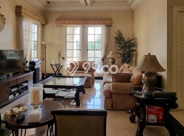 Rumah Luxury Modern Siap Huni di Graha Surabaya Rumah Luxury Modern Siap Huni di Graha Surabaya