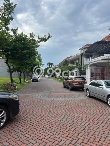 Rumah Luxury Modern Siap Huni di Graha Surabaya Rumah Luxury Modern Siap Huni di Graha Surabaya