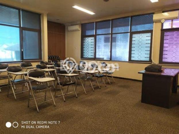 Gudang Kawasan Strategis Kawasan , Luas 1584m2m², Posisi Prima Gudang Kawasan Strategis Kawasan , Luas 1584m2m², Posisi Prima