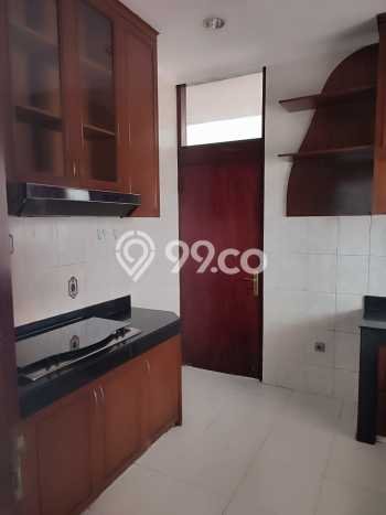 Hot Offer Hunian Premium Ideal dan Luas di Tenggilis Mejoyo, Surabaya Hot Offer Hunian Premium Ideal dan Luas di Tenggilis Mejoyo, Surabaya