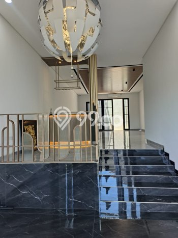 Dijual Rumah Luas Elegan Dengan View Eksklusif di Citraland, Surabaya Dijual Rumah Luas Elegan Dengan View Eksklusif di Citraland, Surabaya