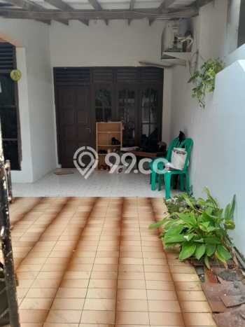 Rumah Luas Asri 3 KT Siap Huni di Sektor 5 - Bintaro Tangerang Selatan Rumah Luas Asri 3 KT Siap Huni di Sektor 5 - Bintaro Tangerang Selatan