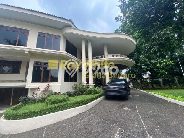 For Sale! Premium House LT 1888m2 Desain Modern di Pondok Indah For Sale! Premium House LT 1888m2 Desain Modern di Pondok Indah