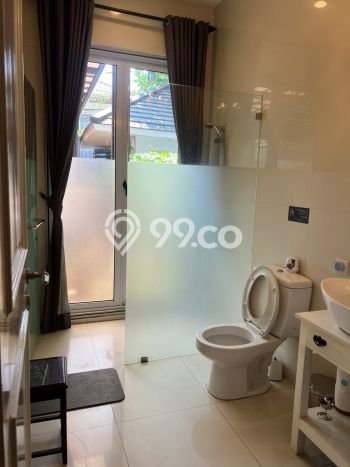 Rumah Mewah LB 600m2 Siap Pakai Desain Elegan di Kemang, Jakarta Selatan Rumah Mewah LB 600m2 Siap Pakai Desain Elegan di Kemang, Jakarta Selatan