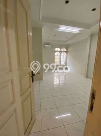 Siap Huni Rumah Mewah 5 Kamar di Kebayoran Baru Dekat ke Mana Saja Siap Huni Rumah Mewah 5 Kamar di Kebayoran Baru Dekat ke Mana Saja