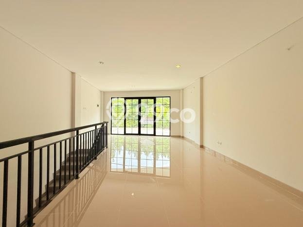 Disewakan Ruko di Kawasan Ramai Sentul City Luas 98m2 Disewakan Ruko di Kawasan Ramai Sentul City Luas 98m2