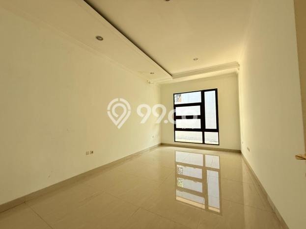 Rumah Elit LB 450m2 Siap Pakai Desain Elegan di Sentul City, Bogor Rumah Elit LB 450m2 Siap Pakai Desain Elegan di Sentul City, Bogor
