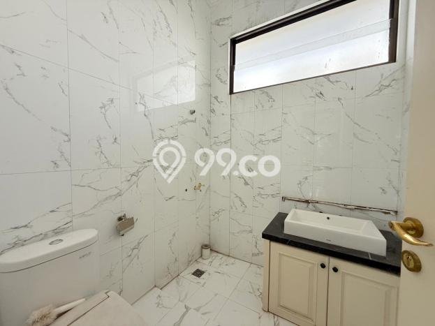 Rumah Elit LB 450m2 Siap Pakai Desain Elegan di Sentul City, Bogor Rumah Elit LB 450m2 Siap Pakai Desain Elegan di Sentul City, Bogor
