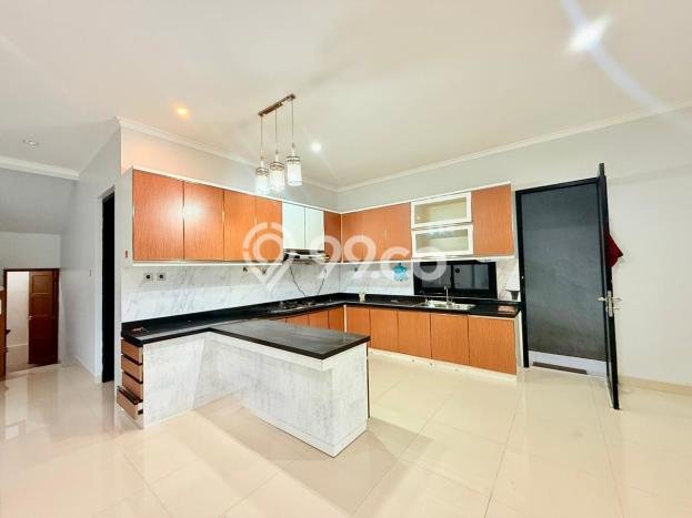 Jarang Ada! Rumah Sewa 4 Kamar Nyaman Siap Huni Sentul City Jarang Ada! Rumah Sewa 4 Kamar Nyaman Siap Huni Sentul City