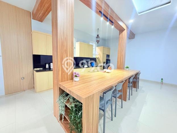 Jual Rumah Mewah Elegan Dengan View Eksklusif di Sentul City, Bogor Jual Rumah Mewah Elegan Dengan View Eksklusif di Sentul City, Bogor