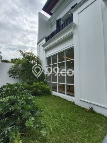 Rumah Luxury Modern Tanpa Renovasi di Sentul City Bogor Rumah Luxury Modern Tanpa Renovasi di Sentul City Bogor