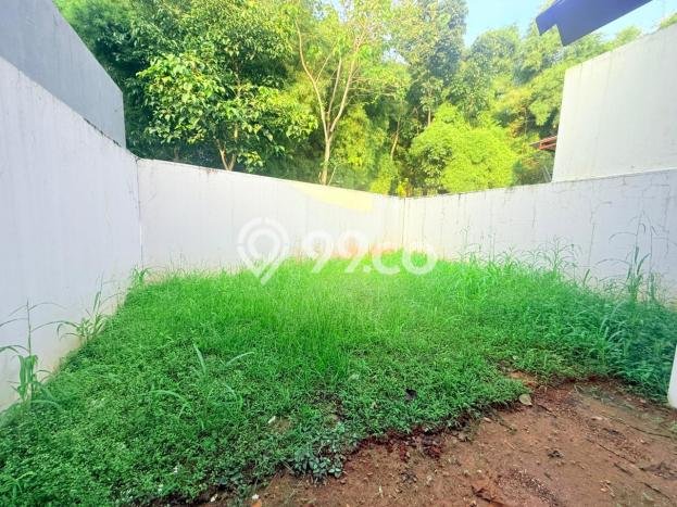 Rumah Luas Asri 2 KT Siap Pakai di Sentul City Bogor Rumah Luas Asri 2 KT Siap Pakai di Sentul City Bogor