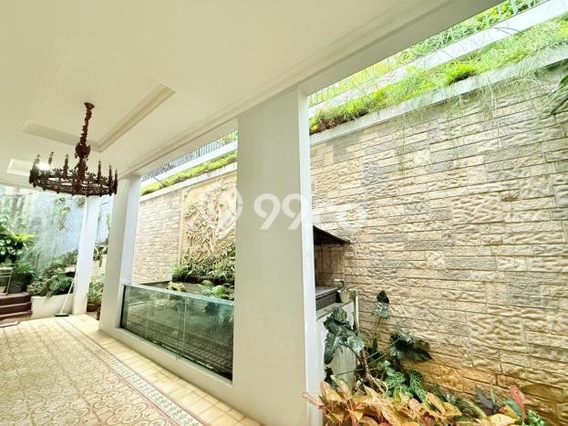 Rumah Mewah LB 650m2 Siap Pakai Desain Elegan di Sentul City, Bogor Rumah Mewah LB 650m2 Siap Pakai Desain Elegan di Sentul City, Bogor