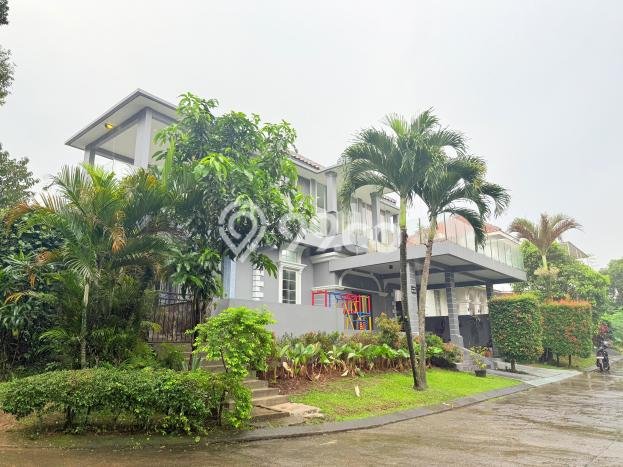 Jual Rumah Mewah Elegan Dengan View Eksklusif di Sentul City, Bogor Jual Rumah Mewah Elegan Dengan View Eksklusif di Sentul City, Bogor