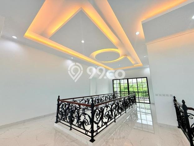 Jual Rumah Luas Megah Dengan View Eksklusif di Sentul City, Bogor Jual Rumah Luas Megah Dengan View Eksklusif di Sentul City, Bogor