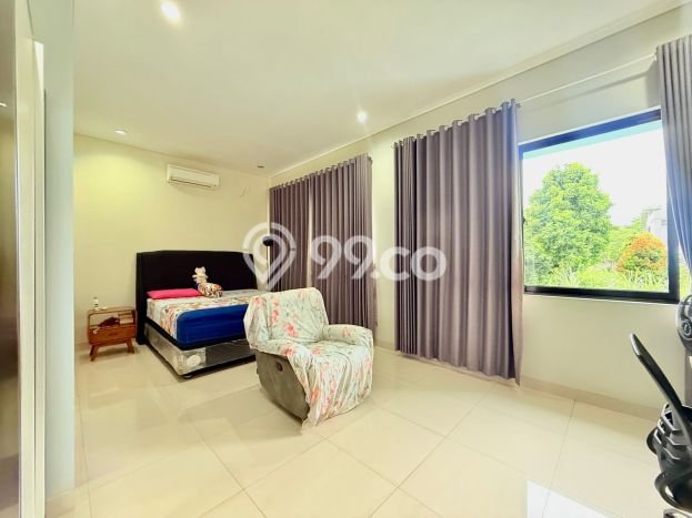 Rumah Modern 4 KT di Sentul City Bogor Full Furnished Rumah Modern 4 KT di Sentul City Bogor Full Furnished