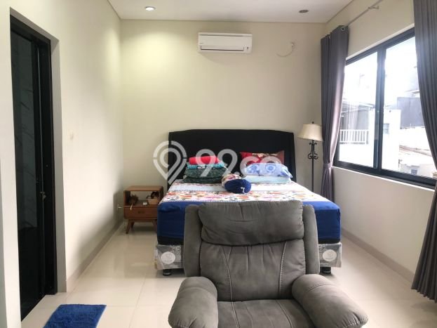 Rumah Minimalis 4 Kamar LT 200m2 di Sentul City Rumah Minimalis 4 Kamar LT 200m2 di Sentul City